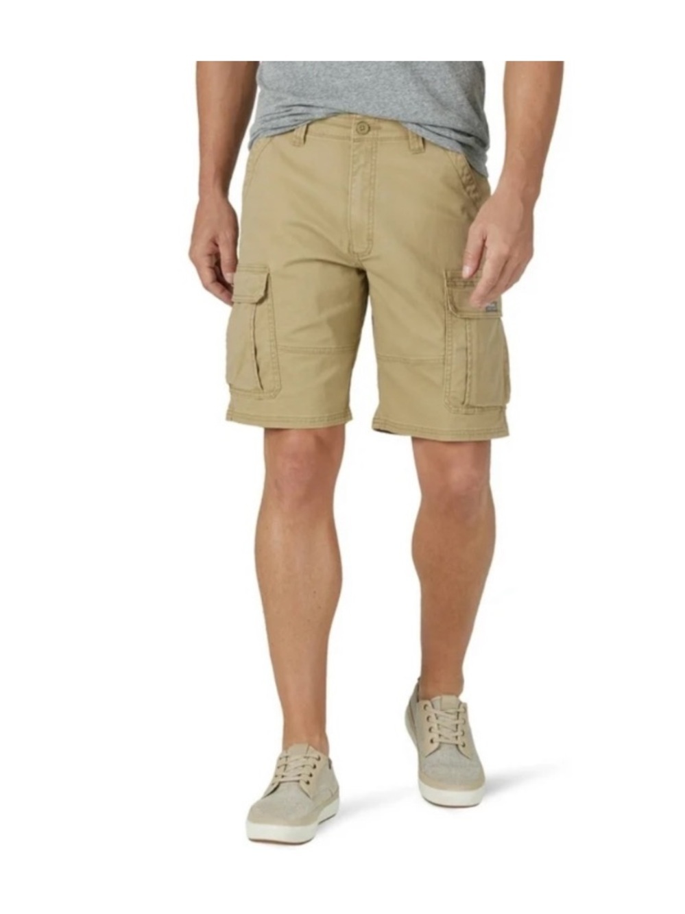 Wrangler Relaxed Fit Cargo Shorts NEW Khaki Tan Men’s Size 32 Hiking Outdoors